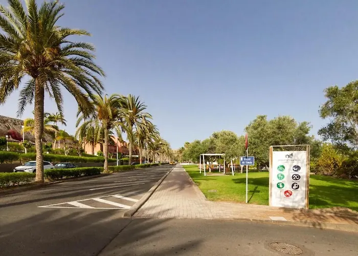 Adosado En Pasito Bm17 パシート・ブランコ